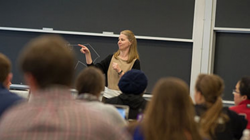 Professor Denise Anthony teaches a sociology class.